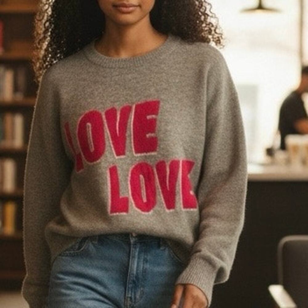 Philosophy Cashmere Sweater “Love Love” Women’s long sleeve Crew neck Size Lg